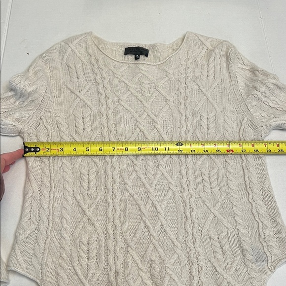 NILI  LOTAN CASHMERE CABLE KNIT SWEATER CREAM SIZE MEDIUM - Picture 11 of 16